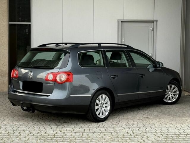 Серый Фольксваген Пассат, объемом двигателя 1.6 л и пробегом 165 тыс. км за 2100 $, фото 5 на Automoto.ua