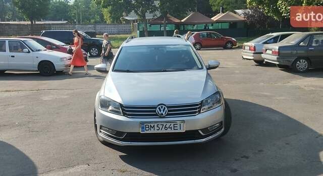 Серый Фольксваген Пассат, объемом двигателя 1.6 л и пробегом 292 тыс. км за 11000 $, фото 5 на Automoto.ua