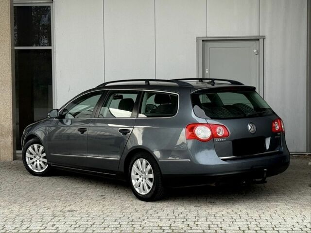 Серый Фольксваген Пассат, объемом двигателя 1.6 л и пробегом 165 тыс. км за 2100 $, фото 4 на Automoto.ua