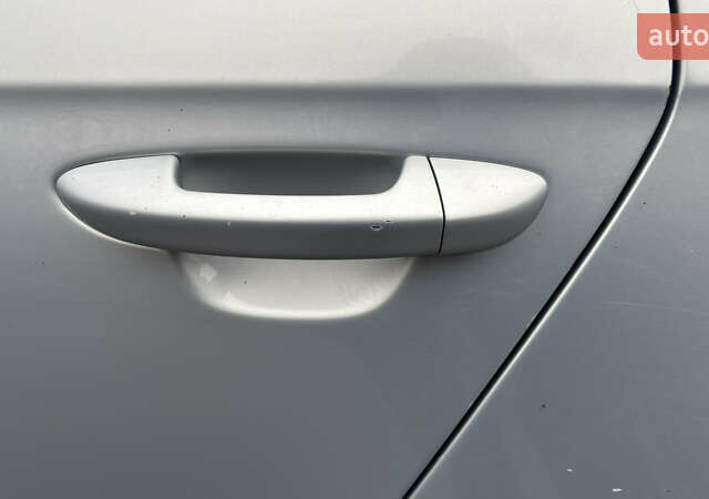 Серый Фольксваген Пассат, объемом двигателя 1.8 л и пробегом 320 тыс. км за 6500 $, фото 8 на Automoto.ua