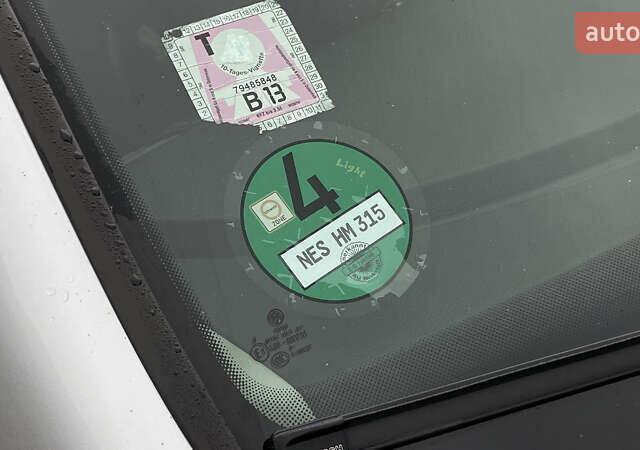 Серый Фольксваген Пассат, объемом двигателя 1.6 л и пробегом 245 тыс. км за 6500 $, фото 8 на Automoto.ua