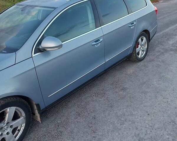 Фольксваген Пассат 2010 в Збараже на Automoto.ua Серый Фольксваген Пассат, объемом двигателя 1.6 л и пробегом 350 тыс. км за 6199 $, фото 4 на Automoto.ua