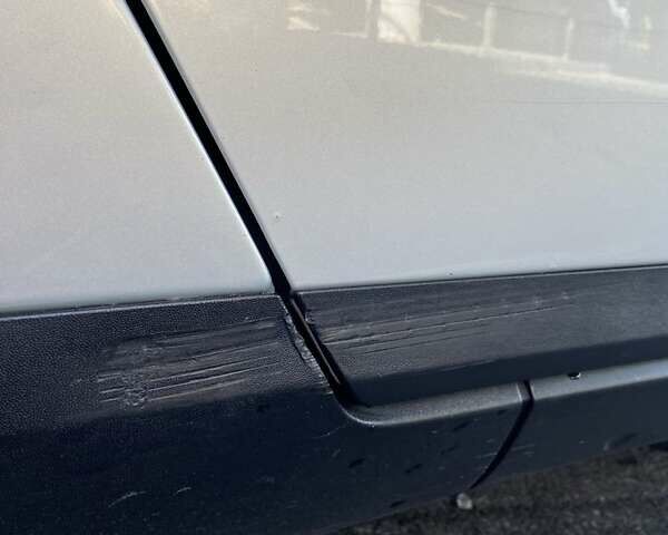 Сірий Фольксваген Пассат, об'ємом двигуна 2 л та пробігом 235 тис. км за 6200 $, фото 12 на Automoto.ua