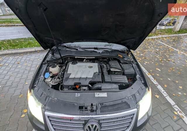 Сірий Фольксваген Пассат, об'ємом двигуна 1.97 л та пробігом 318 тис. км за 8800 $, фото 24 на Automoto.ua