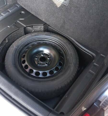 Фольксваген Пассат 2010 в Луцке на Automoto.ua Серый Фольксваген Пассат, объемом двигателя 1.4 л и пробегом 227 тыс. км за 7200 $, фото 14 на Automoto.ua