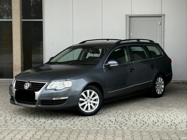 Серый Фольксваген Пассат, объемом двигателя 1.6 л и пробегом 165 тыс. км за 2100 $, фото 3 на Automoto.ua