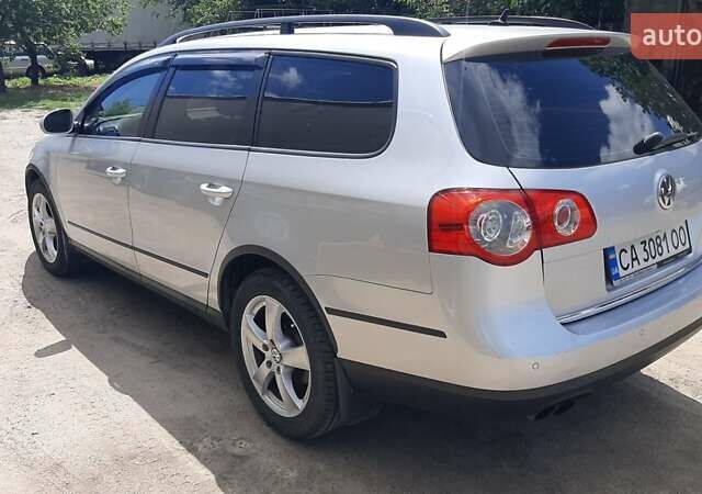 Серый Фольксваген Пассат, объемом двигателя 1.97 л и пробегом 208 тыс. км за 8200 $, фото 5 на Automoto.ua