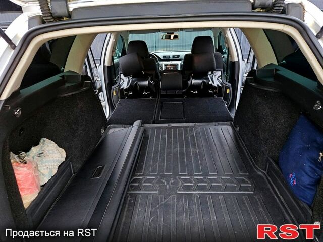 Серый Фольксваген Пассат, объемом двигателя 1.4 л и пробегом 232 тыс. км за 6850 $, фото 5 на Automoto.ua