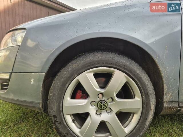 Серый Фольксваген Пассат, объемом двигателя 2 л и пробегом 330 тыс. км за 6900 $, фото 11 на Automoto.ua