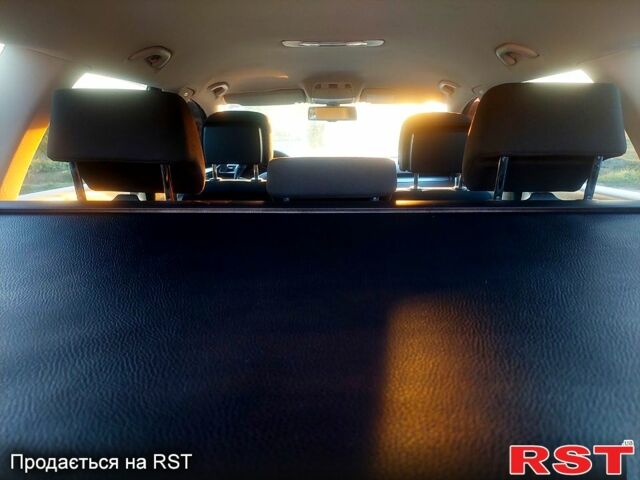 Сірий Фольксваген Пассат, об'ємом двигуна 2 л та пробігом 271 тис. км за 9500 $, фото 8 на Automoto.ua