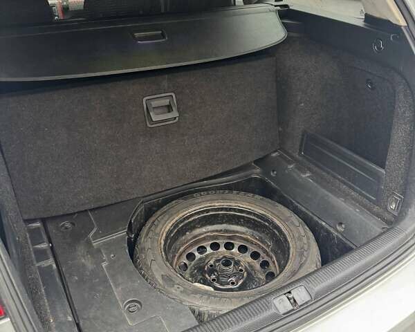 Серый Фольксваген Пассат, объемом двигателя 1.6 л и пробегом 350 тыс. км за 6300 $, фото 15 на Automoto.ua