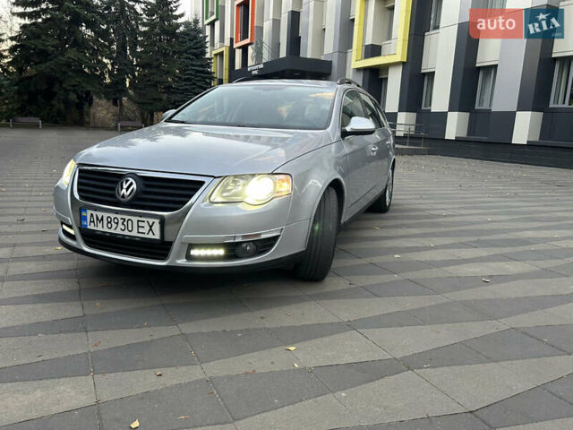 Сірий Фольксваген Пассат, об'ємом двигуна 1.6 л та пробігом 244 тис. км за 5750 $, фото 8 на Automoto.ua