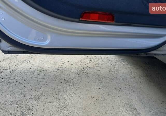 Серый Фольксваген Пассат, объемом двигателя 1.97 л и пробегом 208 тыс. км за 8200 $, фото 7 на Automoto.ua