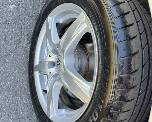 Сірий Фольксваген Пассат, об'ємом двигуна 1.4 л та пробігом 211 тис. км за 7850 $, фото 38 на Automoto.ua