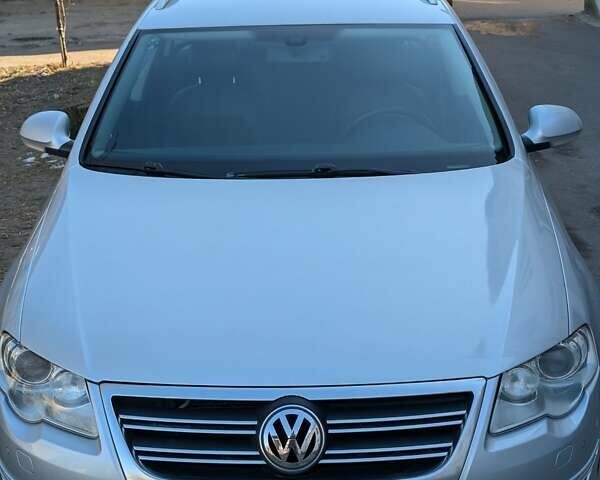 Серый Фольксваген Пассат, объемом двигателя 1.97 л и пробегом 235 тыс. км за 7500 $, фото 21 на Automoto.ua