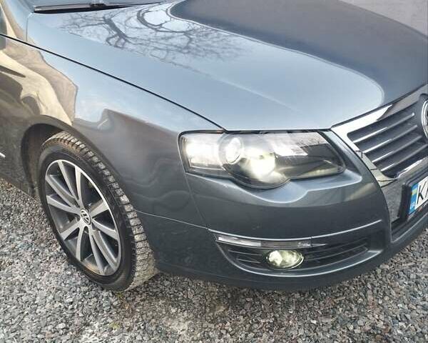 Сірий Фольксваген Пассат, об'ємом двигуна 1.4 л та пробігом 295 тис. км за 7200 $, фото 9 на Automoto.ua