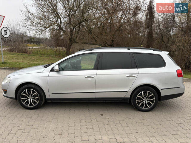 Серый Фольксваген Пассат, объемом двигателя 1.97 л и пробегом 305 тыс. км за 7000 $, фото 8 на Automoto.ua