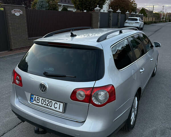 Фольксваген Пассат 2010 в Виннице на Automoto.ua Серый Фольксваген Пассат, объемом двигателя 1.97 л и пробегом 260 тыс. км за 6899 $, фото 9 на Automoto.ua