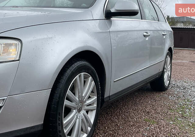 Серый Фольксваген Пассат, объемом двигателя 1.6 л и пробегом 245 тыс. км за 6500 $, фото 11 на Automoto.ua