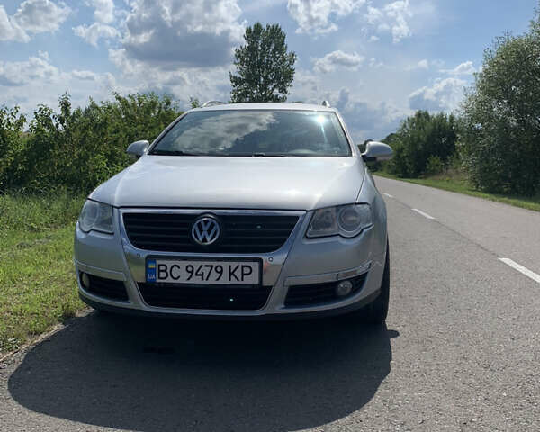 Серый Фольксваген Пассат, объемом двигателя 2 л и пробегом 277 тыс. км за 7499 $, фото 1 на Automoto.ua