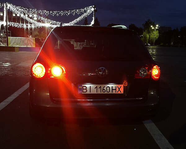 Серый Фольксваген Пассат, объемом двигателя 2 л и пробегом 302 тыс. км за 7300 $, фото 41 на Automoto.ua