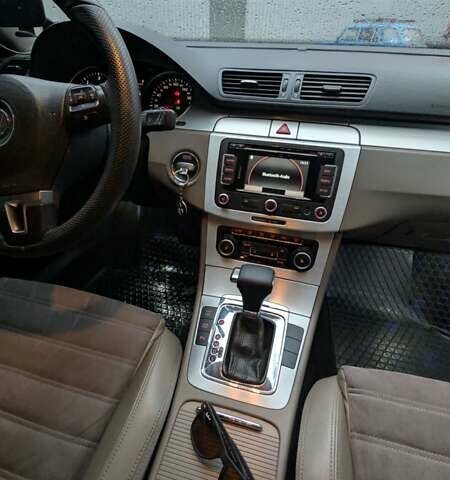 Сірий Фольксваген Пассат, об'ємом двигуна 1.97 л та пробігом 318 тис. км за 8800 $, фото 1 на Automoto.ua