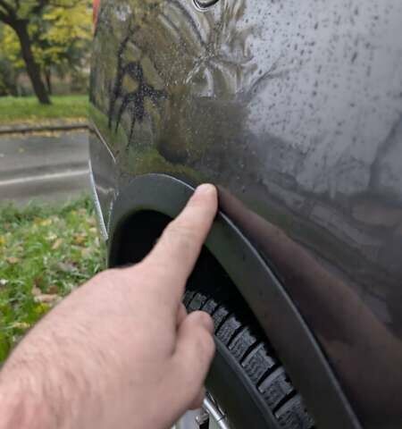 Сірий Фольксваген Пассат, об'ємом двигуна 1.97 л та пробігом 318 тис. км за 8800 $, фото 14 на Automoto.ua