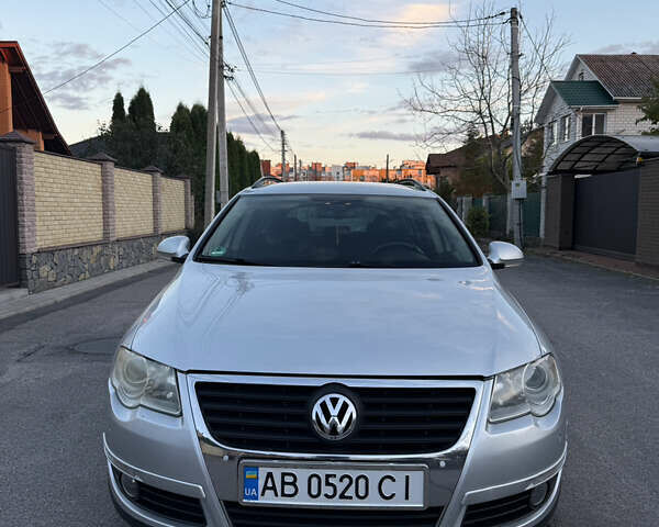 Фольксваген Пассат 2010 в Виннице на Automoto.ua Серый Фольксваген Пассат, объемом двигателя 1.97 л и пробегом 260 тыс. км за 6899 $, фото 1 на Automoto.ua