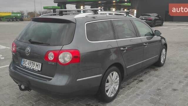 Серый Фольксваген Пассат, объемом двигателя 2 л и пробегом 212 тыс. км за 7400 $, фото 3 на Automoto.ua
