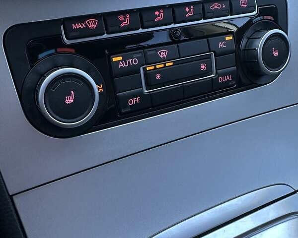 Серый Фольксваген Пассат, объемом двигателя 1.8 л и пробегом 216 тыс. км за 7400 $, фото 36 на Automoto.ua