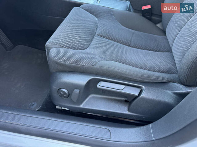Сірий Фольксваген Пассат, об'ємом двигуна 1.4 л та пробігом 211 тис. км за 7850 $, фото 13 на Automoto.ua