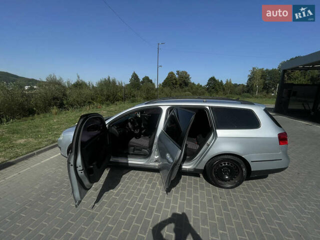 Серый Фольксваген Пассат, объемом двигателя 1.6 л и пробегом 300 тыс. км за 5000 $, фото 2 на Automoto.ua