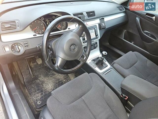 Серый Фольксваген Пассат, объемом двигателя 1.4 л и пробегом 232 тыс. км за 6900 $, фото 11 на Automoto.ua