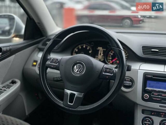 Сірий Фольксваген Пассат, об'ємом двигуна 1.4 л та пробігом 202 тис. км за 6800 $, фото 12 на Automoto.ua