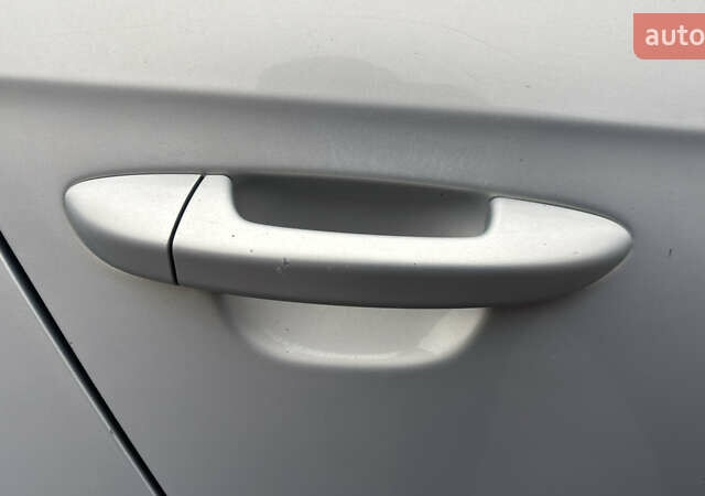 Серый Фольксваген Пассат, объемом двигателя 1.8 л и пробегом 320 тыс. км за 6500 $, фото 7 на Automoto.ua