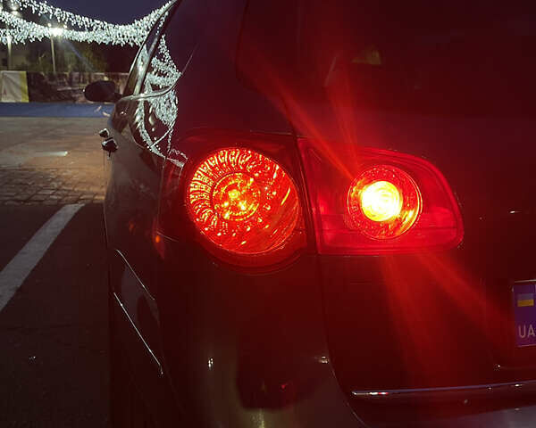 Серый Фольксваген Пассат, объемом двигателя 2 л и пробегом 302 тыс. км за 7300 $, фото 42 на Automoto.ua