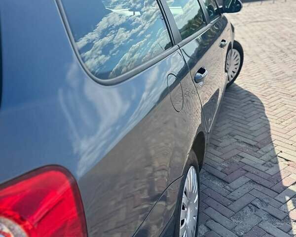 Сірий Фольксваген Пассат, об'ємом двигуна 1.4 л та пробігом 235 тис. км за 6400 $, фото 8 на Automoto.ua