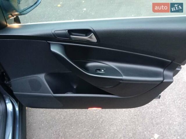 Серый Фольксваген Пассат, объемом двигателя 1.8 л и пробегом 210 тыс. км за 7850 $, фото 58 на Automoto.ua