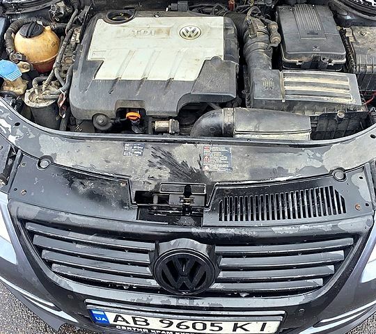 Серый Фольксваген Пассат, объемом двигателя 2 л и пробегом 347 тыс. км за 8000 $, фото 6 на Automoto.ua