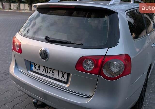 Серый Фольксваген Пассат, объемом двигателя 1.39 л и пробегом 325 тыс. км за 6100 $, фото 2 на Automoto.ua