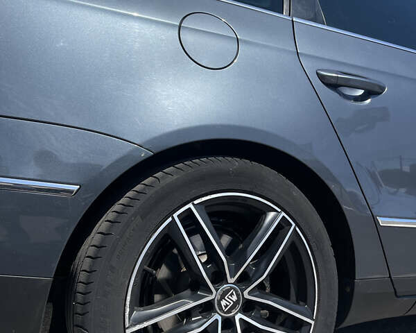 Серый Фольксваген Пассат, объемом двигателя 2 л и пробегом 302 тыс. км за 7300 $, фото 11 на Automoto.ua