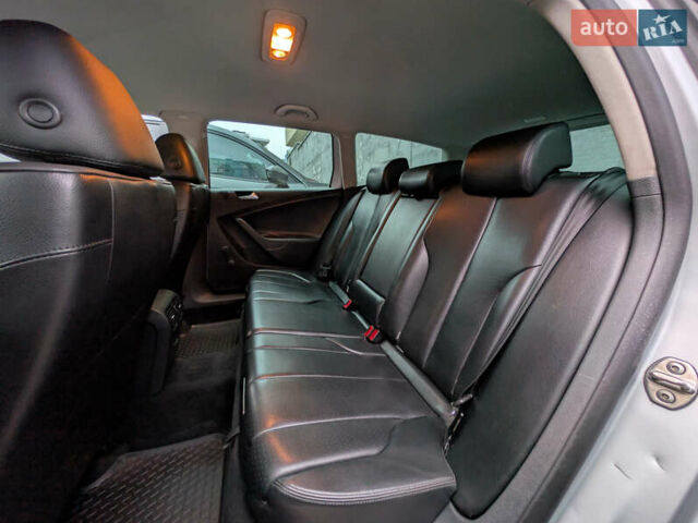 Сірий Фольксваген Пассат, об'ємом двигуна 1.39 л та пробігом 228 тис. км за 7200 $, фото 12 на Automoto.ua