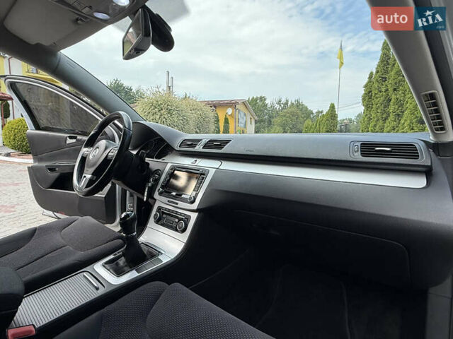 Серый Фольксваген Пассат, объемом двигателя 1.97 л и пробегом 350 тыс. км за 6999 $, фото 30 на Automoto.ua