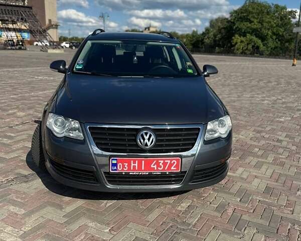 Сірий Фольксваген Пассат, об'ємом двигуна 1.4 л та пробігом 235 тис. км за 6400 $, фото 4 на Automoto.ua