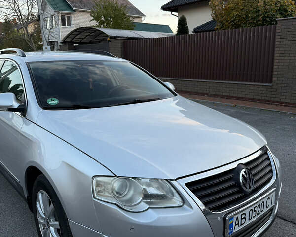 Фольксваген Пассат 2010 в Виннице на Automoto.ua Серый Фольксваген Пассат, объемом двигателя 1.97 л и пробегом 260 тыс. км за 6899 $, фото 3 на Automoto.ua