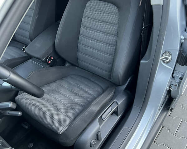 Сірий Фольксваген Пассат, об'ємом двигуна 2 л та пробігом 214 тис. км за 8300 $, фото 9 на Automoto.ua