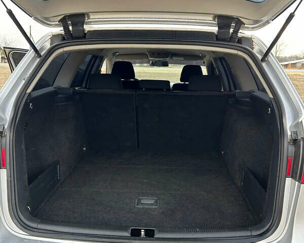 Серый Фольксваген Пассат, объемом двигателя 1.97 л и пробегом 280 тыс. км за 5950 $, фото 10 на Automoto.ua