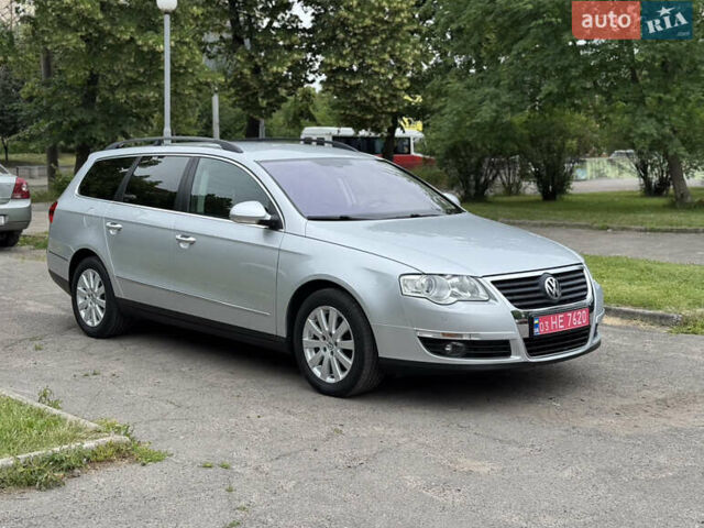 Серый Фольксваген Пассат, объемом двигателя 2 л и пробегом 236 тыс. км за 8800 $, фото 3 на Automoto.ua