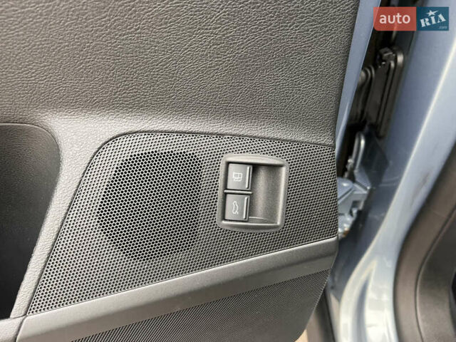 Серый Фольксваген Пассат, объемом двигателя 1.8 л и пробегом 141 тыс. км за 7500 $, фото 20 на Automoto.ua