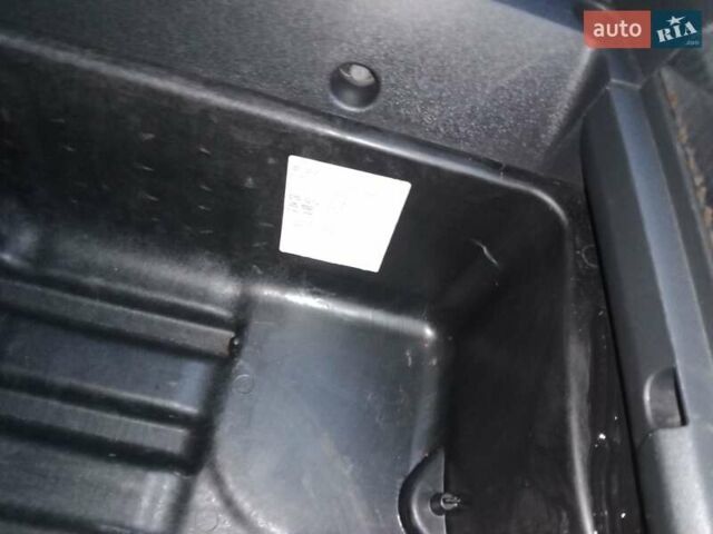 Серый Фольксваген Пассат, объемом двигателя 1.8 л и пробегом 210 тыс. км за 7850 $, фото 40 на Automoto.ua